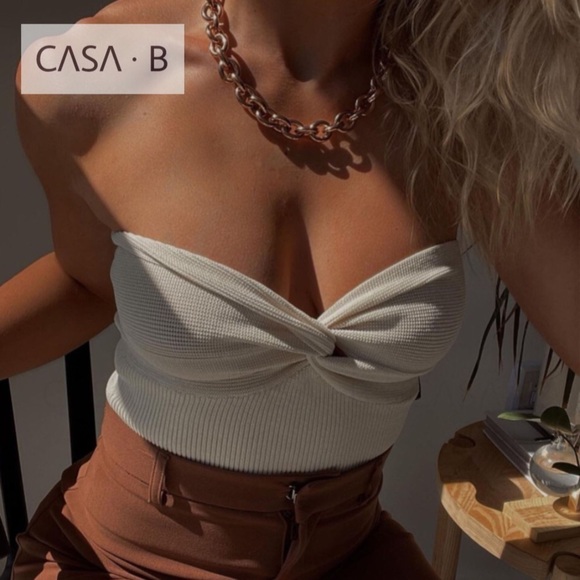 NEW ARRIVAL!💫CASA B | Renee Strapless Twist Front Knit Bandeau Top in White - Picture 10 of 10
